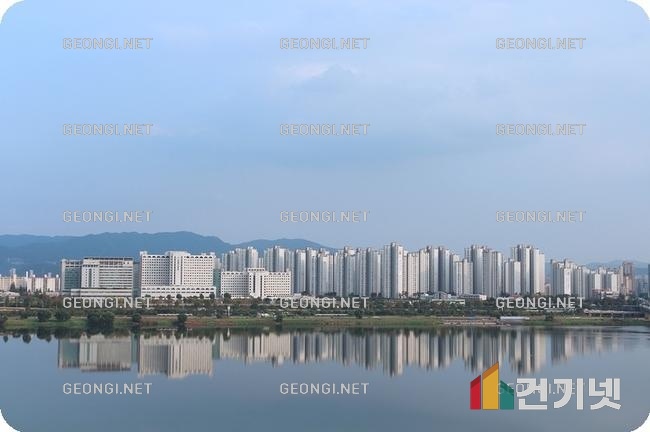 하모니건설 아파트 리모델링, 전문 시공으로 새롭게 태어나는 공간