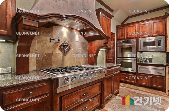 광교 더리브 아파트 리모델링, 공간 활용과 디자인의 혁신