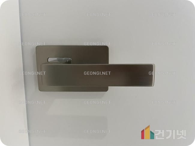 일산 포레시티 아파트 인테리어, 현대적 감각으로 공간을 변화시키다