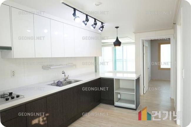 금촌 이안 아파트 리모델링: 공간 활용과 스타일을 동시에!