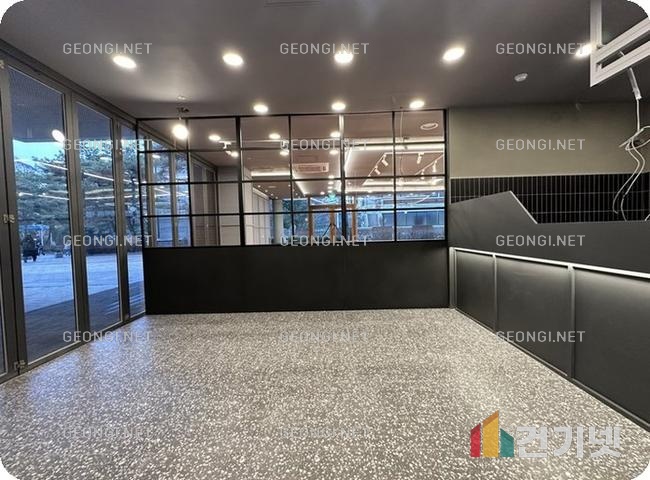 작은 아파트를 넓어 보이게 하는 인테리어 완벽 가이드