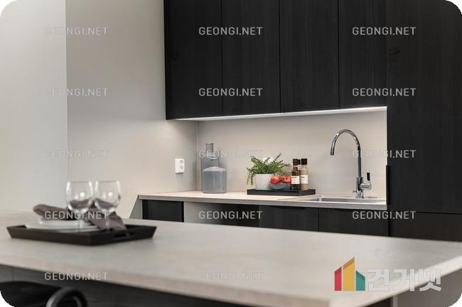 요즘 인기 있는 욕실 타일 디자인: 트렌디한 선택으로 공간 변신하기