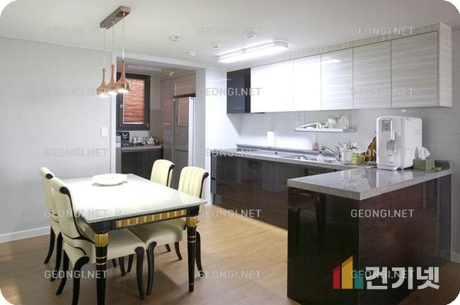 쉽게 따라할 수 있는 DIY 가구 제작 방법: 전문가의 팁과 아이디어