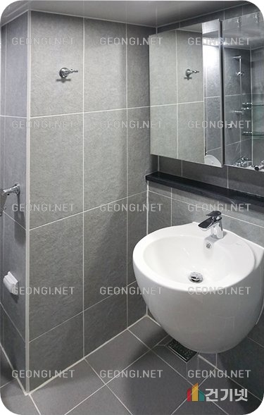 벽지 교체 시 셀프로 할 때 주의해야 할 5가지 포인트