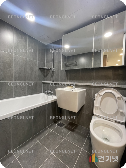 광명 욕실 인테리어: 세련된 디자인과 실용성을 겸비한 공간 만들기