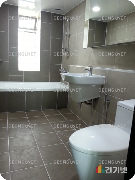 김포 화장실 인테리어, 공간 활용과 스타일을 동시에!