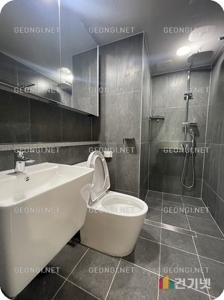 풍산 화장실 인테리어: 작은 공간의 매력과 실용성 살리기