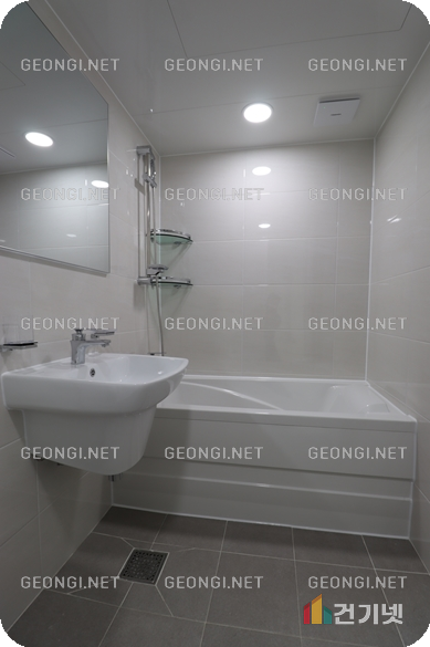 양촌 욕실 인테리어: 실용적이고 세련된 디자인으로 고민 해결하기