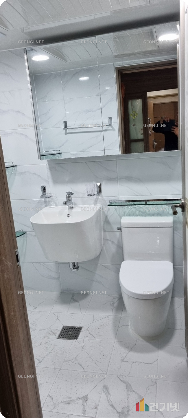 청수 욕실 인테리어: 실용성과 스타일을 동시에 잡는 방법