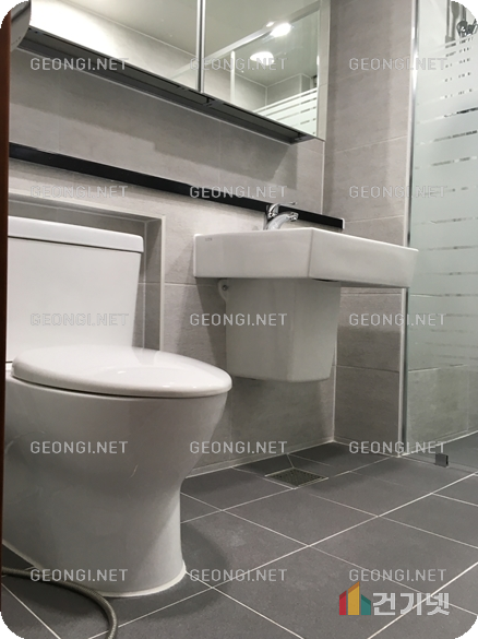 중랑 욕실 인테리어, 트렌디한 디자인으로 변신하는 법