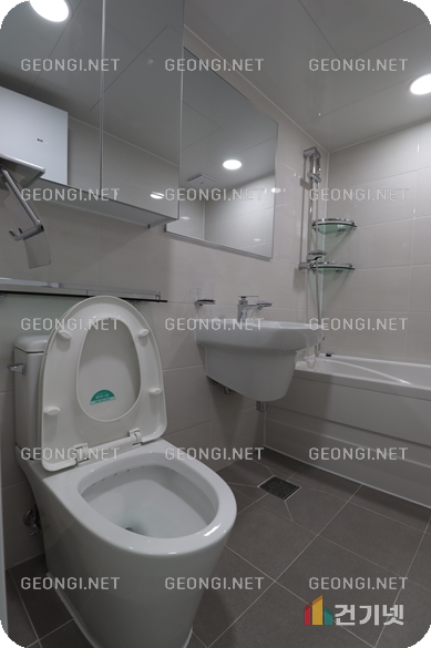 연화 화장실 인테리어: 공간 활용과 디자인의 조화