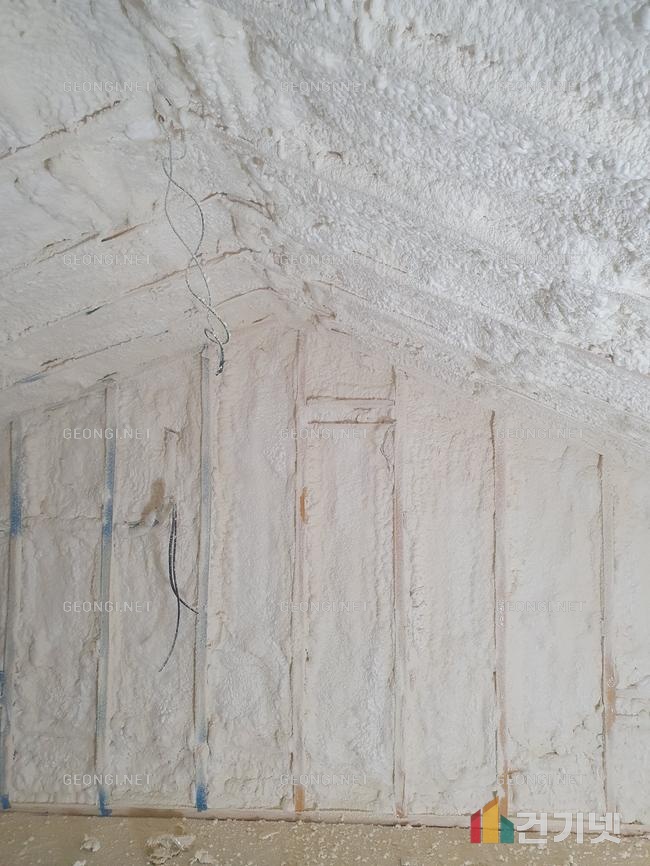 구로구 우레탄폼 단열공사, 결로 방지로 에너지 효율 극대화