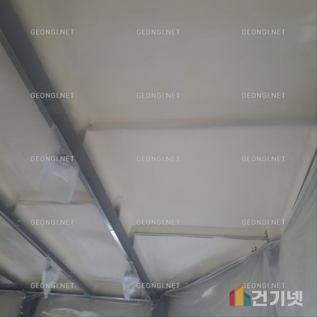 공주시 천장 단열, 우레탄폼 시공으로 에너지 효율 극대화!