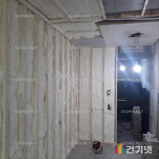 우레탄폼 단열공사로 결로 문제 해결 및 에너지 효율 극대화