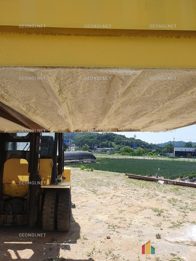 김해시 전원주택의 에너지 효율을 높이는 우레탄폼 단열공사