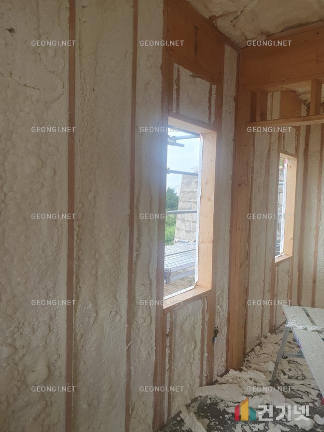 김천시 기숙사 우레탄폼 단열공사로 결로 문제 해결 및 에너지 효율 극대화