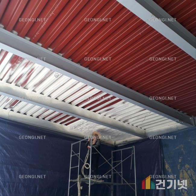 우레탄폼 단열공사로 결로 문제 해결 및 에너지 효율 극대화