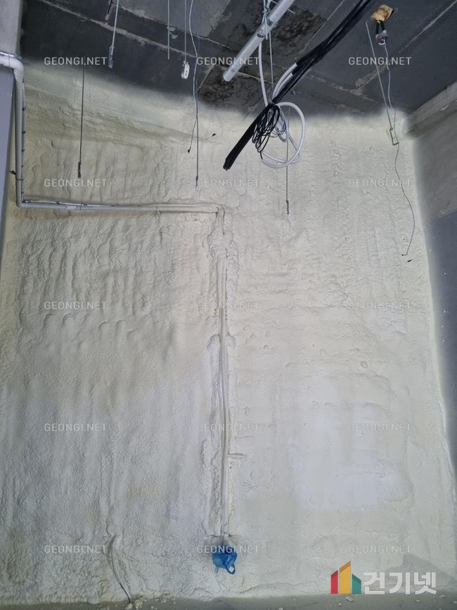 순천시 냉동저장고 우레탄폼 단열공사로 에너지 효율 높이기