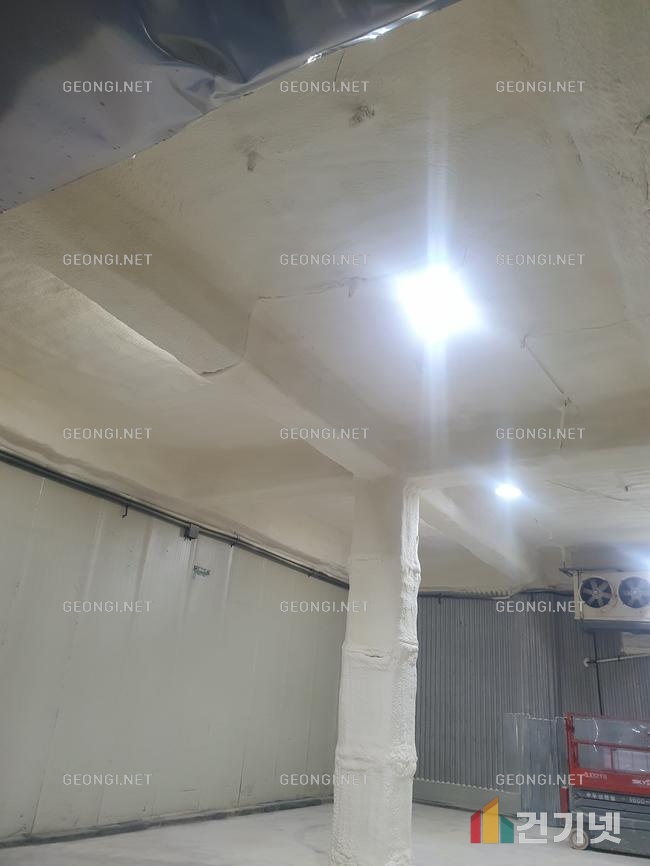 우레탄폼 단열공사로 결로 문제 해결 및 에너지 효율 극대화!