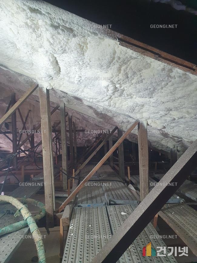 대덕구 기숙사 우레탄폼 단열공사로 결로 문제 해결 및 에너지효율 극대화