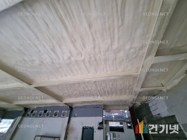 대전 양계장 우레탄폼 단열공사로 에너지 효율 극대화 및 결로 문제 해결하기