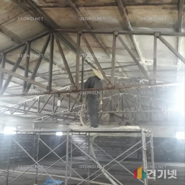 함안군 창고형 마트 우레탄폼 단열공사, 결로 방지와 에너지 효율 극대화