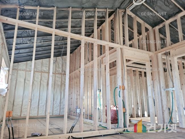 우레탄폼 단열공사로 결로 문제 해결 및 에너지 효율 극대화