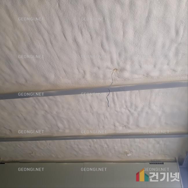 증평군 우레탄폼 단열공사로 에너지효율 극대화 및 결로 문제 해결하기