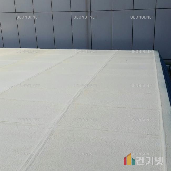 성주군 곡물창고 수성연질폼 단열공사로 에너지 절감 및 결로 방지