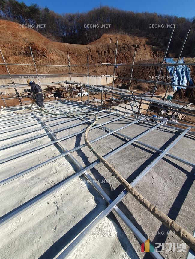 연수구 식품가공공장, 우레탄폼 단열공사로 에너지 효율 극대화