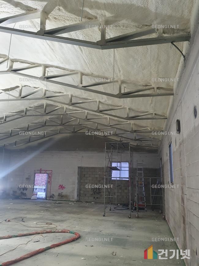 서울농가주택 우레탄폼 단열공사로 에너지효율 높이기