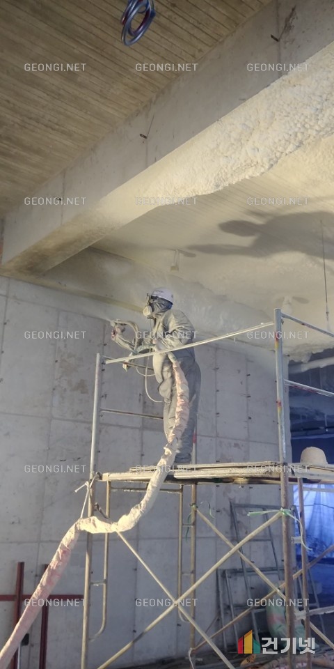 부산 빌라 난연 단열폼 시공, 에너지 효율 극대화와 결로 방지