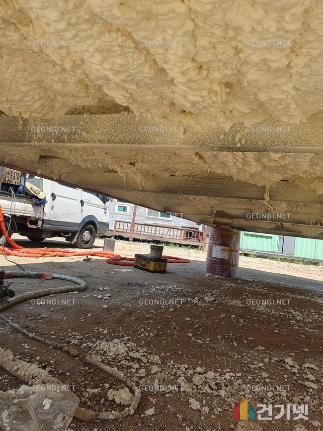 고성군 양돈장, 경질 우레탄폼 단열공사로 에너지 효율 극대화