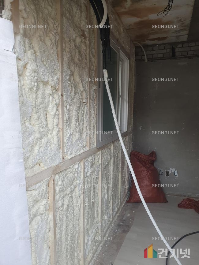 우레탄폼 단열공사로 결로 문제 해결 및 에너지 효율 극대화
