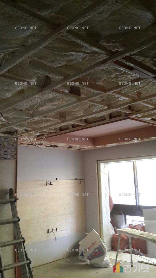경산시 우레탄폼 단열공사로 결로 문제 해결 및 에너지효율 극대화