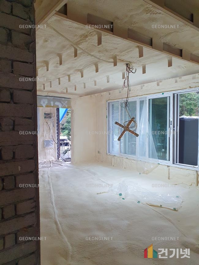 광양시 체류형 쉼터 우레탄폼 단열공사로 에너지 효율 극대화!