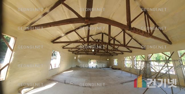 광양시 체류형 쉼터 단열 공사, 우레탄폼으로 에너지 효율 극대화!