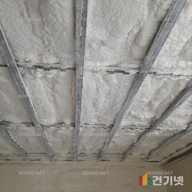 광양시 체류형 쉼터, 우레탄폼 단열공사로 에너지 효율 극대화!