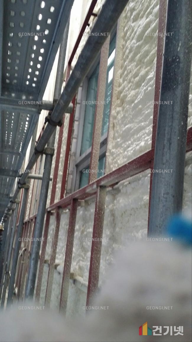 광양시 우레탄폼 단열공사, 결로 방지와 에너지 효율 극대화!