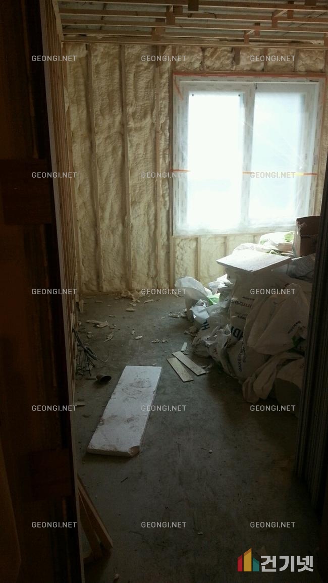 광양시 지하실 단열 공사로 에너지 효율 극대화! 우레탄폼의 힘