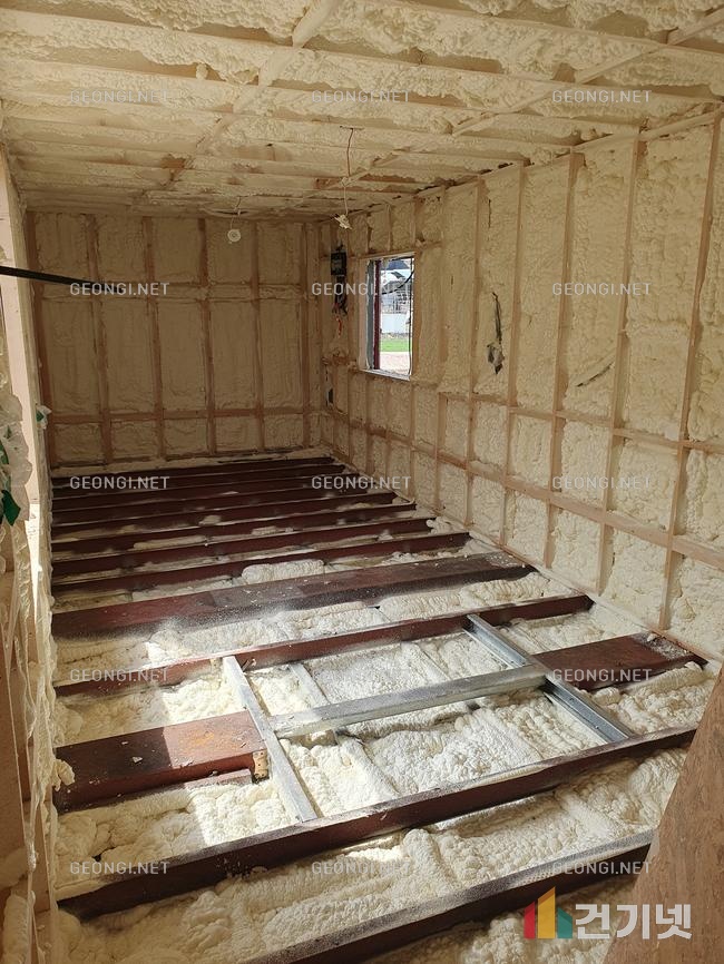 광양시 우레탄폼 단열공사, 결로 방지와 에너지 효율 극대화!