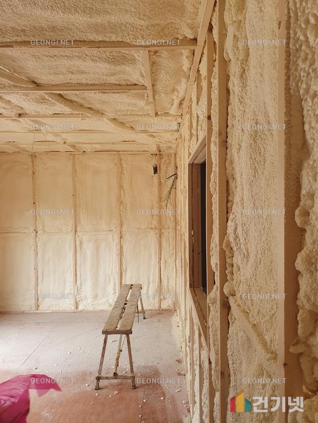 광양시 우레탄폼 단열공사, 결로 문제 해결과 에너지 효율 극대화