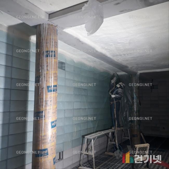 광양시 우레탄폼 단열공사, 결로 방지와 에너지 효율 극대화!
