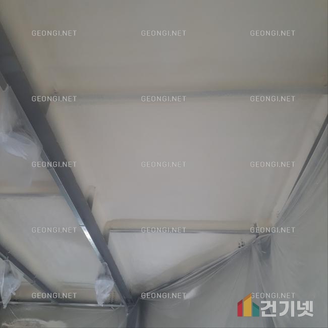 의령군 기숙사 단열공사: 우레탄폼으로 결로와 에너지효율 문제 해결