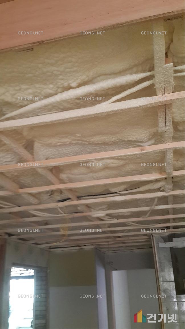 마포구 물류창고 우레탄폼 단열공사로 결로 방지 및 에너지효율 극대화