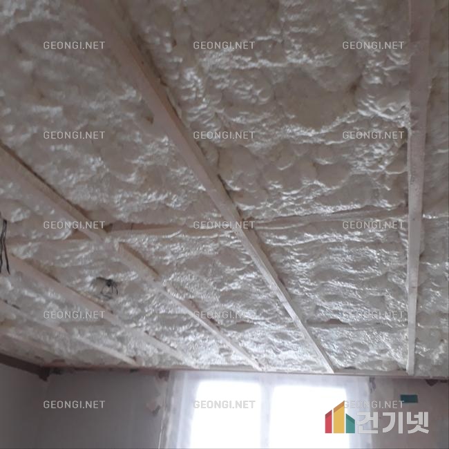 안양시 타운하우스 우레탄폼 단열공사로 결로 문제 해결하기
