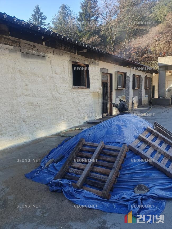 송파구 기숙사의 우레탄폼 단열공사로 결로 걱정 없애고 에너지 효율 높이기