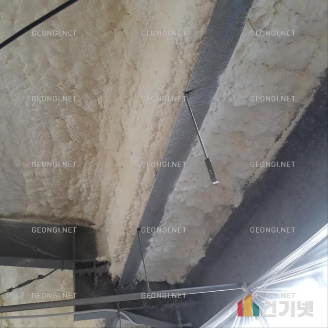 성동구 실내체육관 우레탄폼 단열공사로 에너지 효율 극대화하기