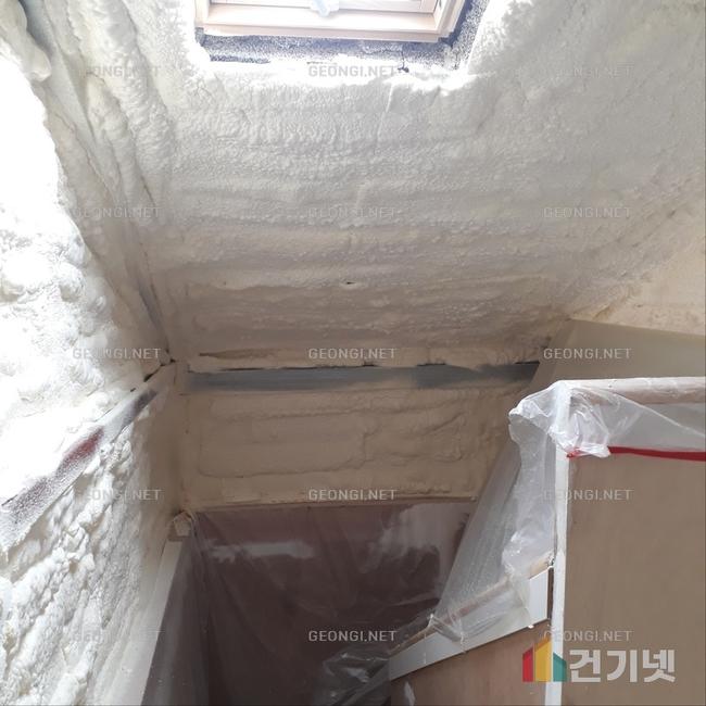 달성군 옥상 방수 우레탄폼 시공으로 에너지 절약과 결로 문제 해결하기