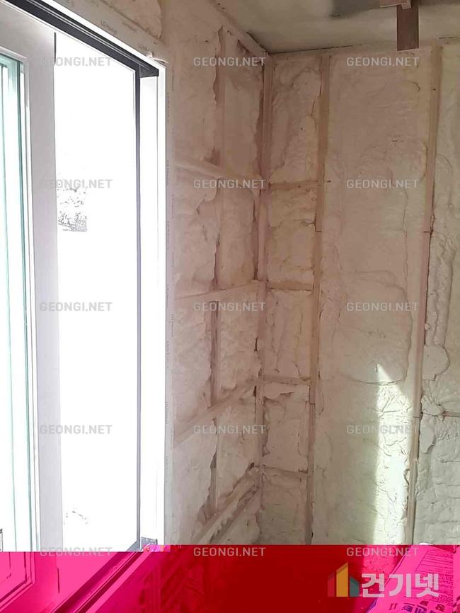 우레탄폼 단열공사로 에너지 효율 극대화, 결로 문제 해결하세요!